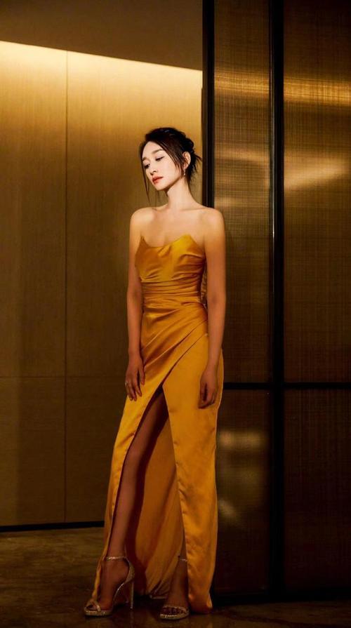 中国演艺圈身材最好的几位女明星，你以为还是柳岩嘛！-3.jpg