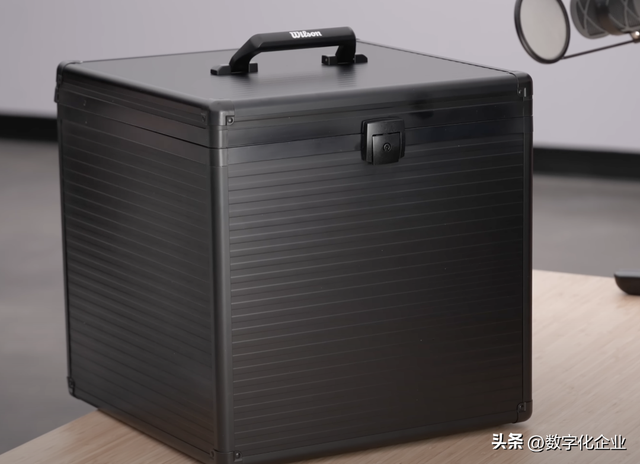 2500美元！世界首款3D打印的篮球有何不同-5.jpg