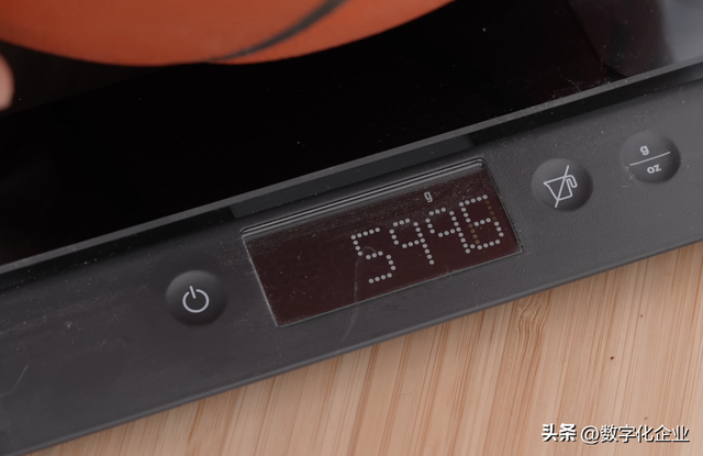 2500美元！世界首款3D打印的篮球有何不同-7.jpg