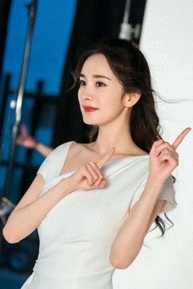 娱乐圈最美的10位女明星，个个堪称女神，你最喜欢谁?-1.jpg
