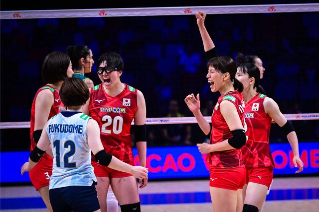 世联赛最新积分榜：美国3-1加拿大升第6，日本连败，中国女排出战-7.jpg