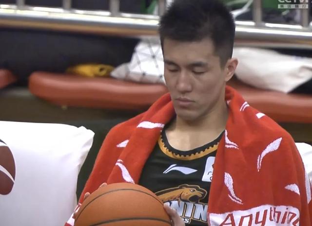 不打了！曝郭艾伦二次申请交易！CBA今夏休赛期史诗级热闹-3.jpg