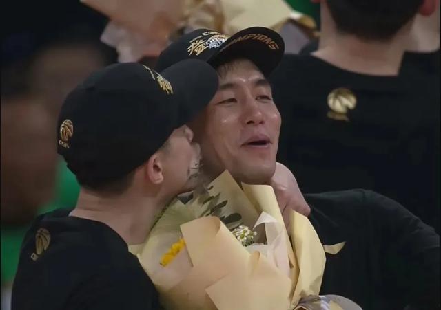 不打了！曝郭艾伦二次申请交易！CBA今夏休赛期史诗级热闹-5.jpg