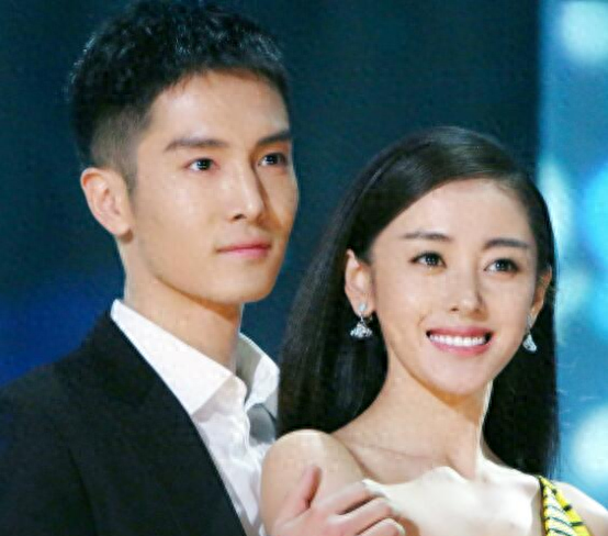 从万人迷到过气明星，这7位当红艺人的人生大起大落！-1.jpg