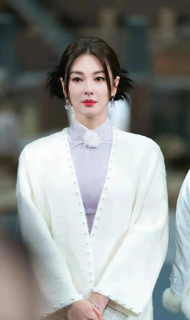 内地娱乐圈十大性感女星，好身材惊艳！-3.jpg