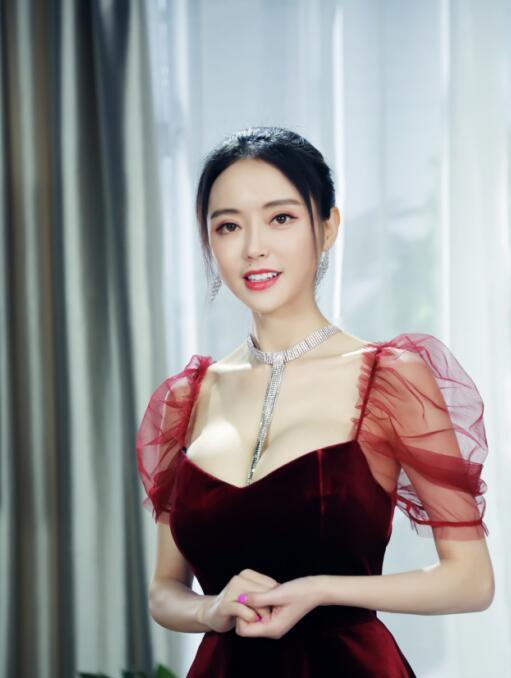 内地娱乐圈十大性感女星，好身材惊艳！-18.jpg
