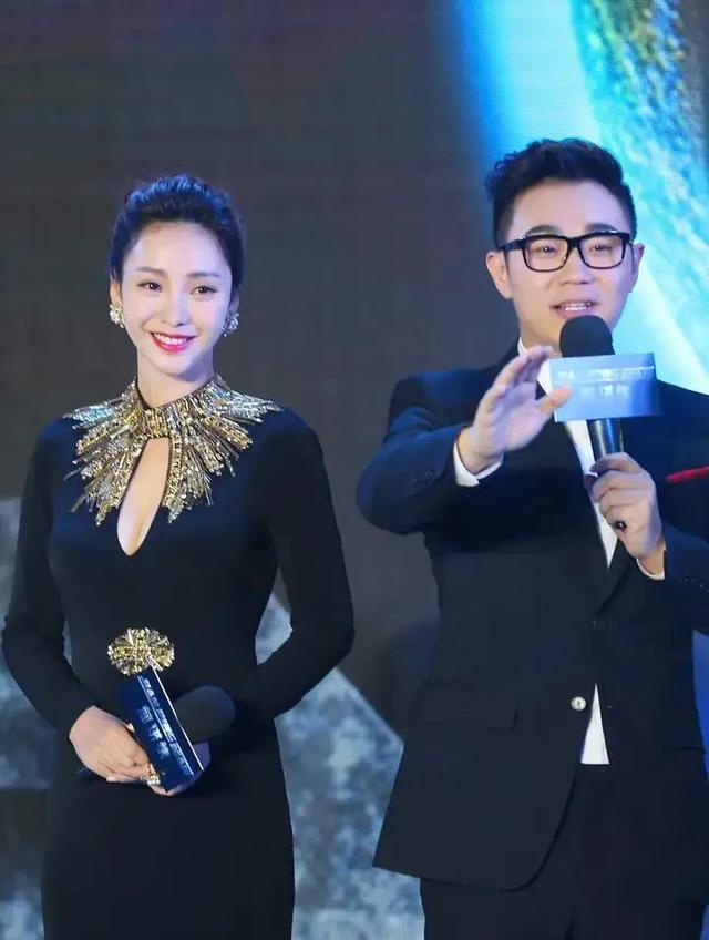 内地娱乐圈十大性感女星，好身材惊艳！-53.jpg