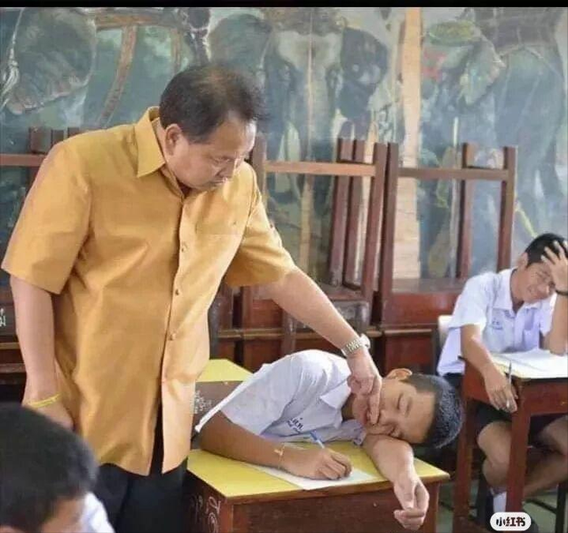 20张搞笑图片，笑得鼻涕泡都出来了-19.jpg