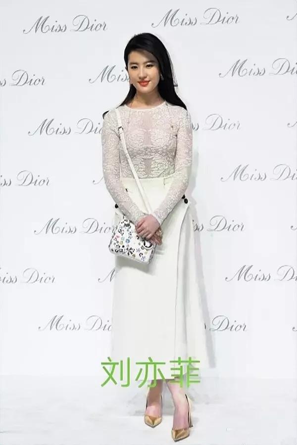 娱乐圈十位大长腿女演员！-10.jpg
