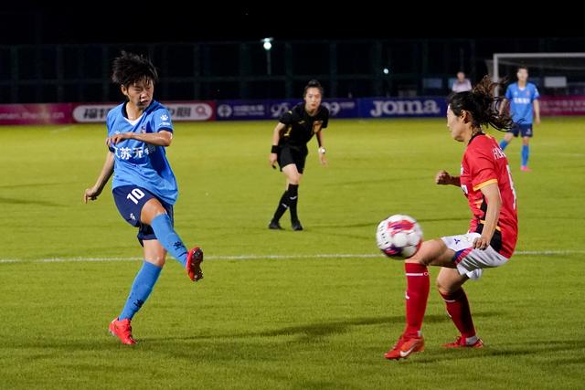 #（体育）足球——女超：江苏无锡胜永川茶山竹海橙狮-7.jpg