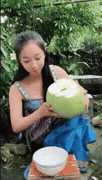 开怀大笑，50组搞笑动图：醒来发现没关门，还好没人来偷东西！-3.jpg