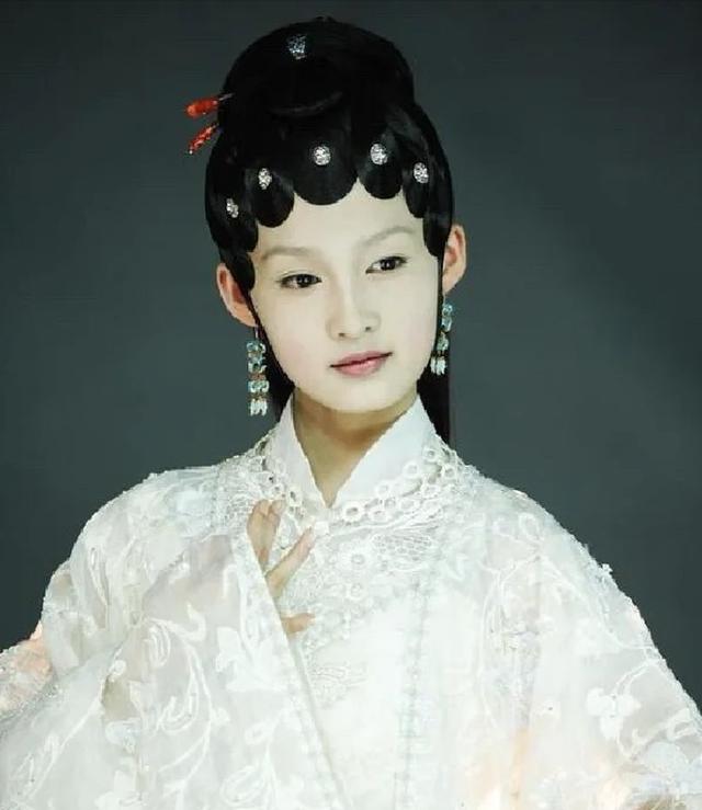 智商不够，还是防不胜防？被骗子“坑惨”的6位明星，可悲又可笑-7.jpg