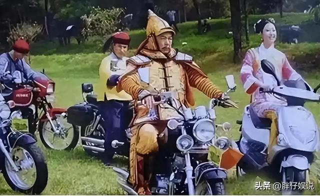独家揭秘！这些明星的真实生活，比你想象的更…？！-3.jpg