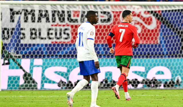法国不配晋级！身价12亿欧+FIFA排名世界第2，却踢出最丑陋的足球-1.jpg