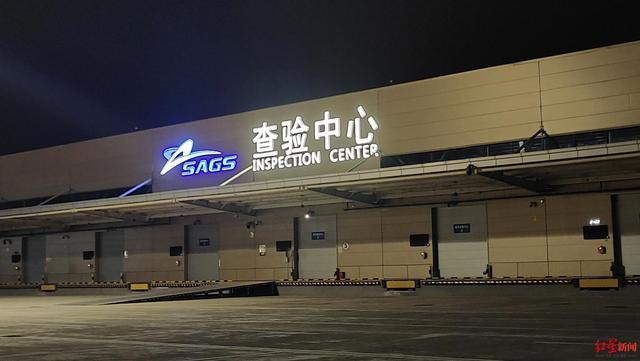 温哥华→成都！珍宝蟹22小时洲际穿越，端上成都人餐桌｜开箱了，大飞机-3.jpg