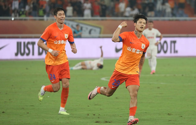 3-0！泰山双杀蓉城，终结3轮不胜，王大雷5次神扑救主！陈蒲建功-2.jpg