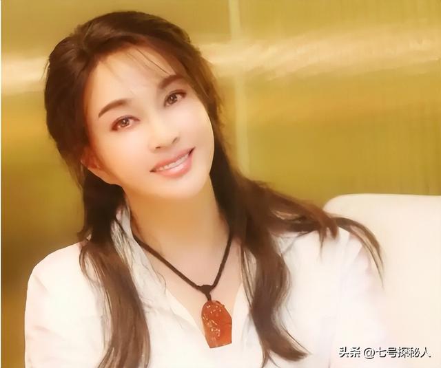 京圈四美、山东“女王”，川渝“辣”妹，哪位女明星最有魅力呢？-14.jpg