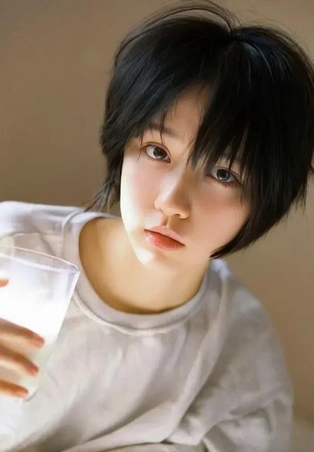 每日明星美图分享：成果-5.jpg