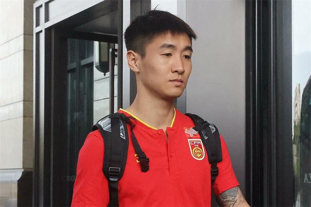 日媒：韦世豪=国足最强之人！3项能力突出 经常恶劣犯规染红-3.jpg