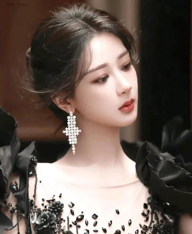 内娱断层顶流明星，肖战迪丽热巴登顶，杨紫第9李现第4王一博第3-6.jpg