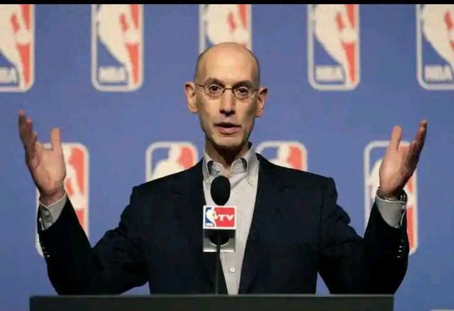 NBA签下770亿美元合同！收视率却暴跌，奥尼尔说出原因，库里背锅-1.jpg