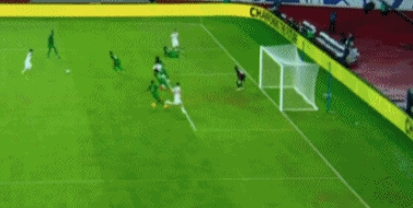 2-0爆冷！18强赛乱了：倒数第1逆袭升至第3，国足跌至第5-8.jpg