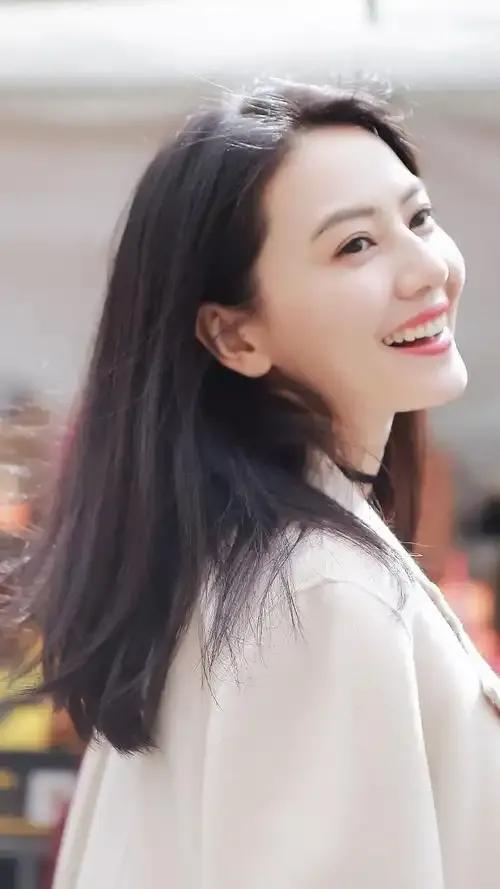 中国内地公认最美六大女明星，个个倾城倾国，哪个是你喜欢的？-2.jpg
