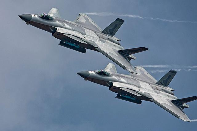 海陆空三军装备对比，2023年中国和美国军事实力，还差在哪里？-2.jpg