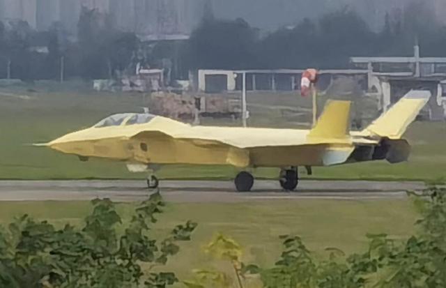 海陆空三军装备对比，2023年中国和美国军事实力，还差在哪里？-12.jpg