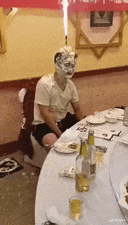 11张搞笑动图，你的笑点有多高，你能面无表情的看完吗？-4.jpg