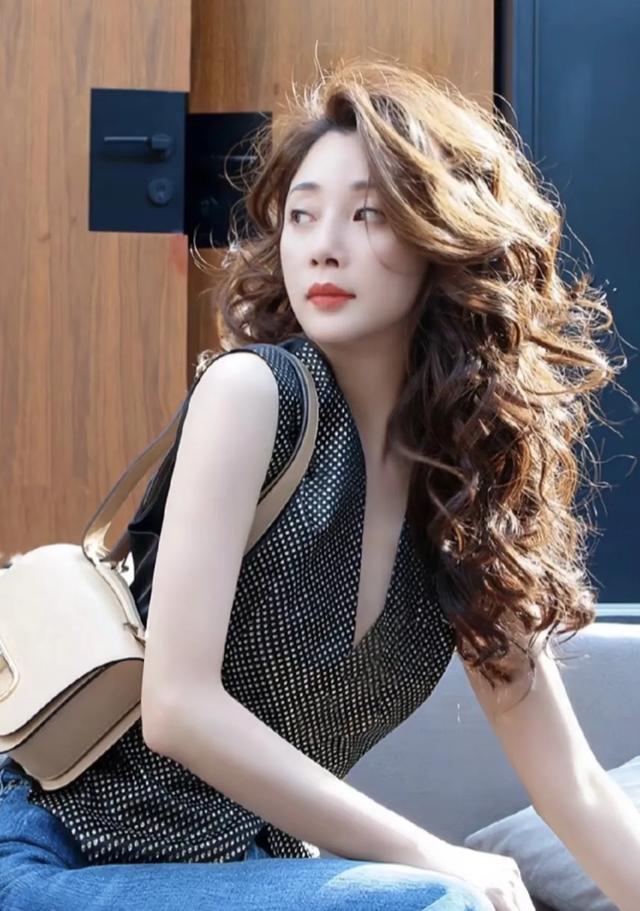 内娱最干净的10位女明星，不傍大款，不当小三，个个都是大美女-14.jpg
