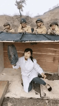 笑一笑，30组搞笑动图，今天终于见到了什么是正宗的过桥米线，-29.jpg