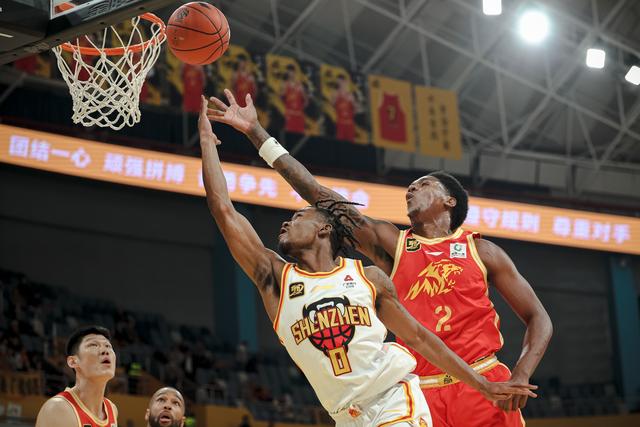 （体育）篮球——CBA常规赛：浙江方兴渡对阵深圳马可波罗-3.jpg