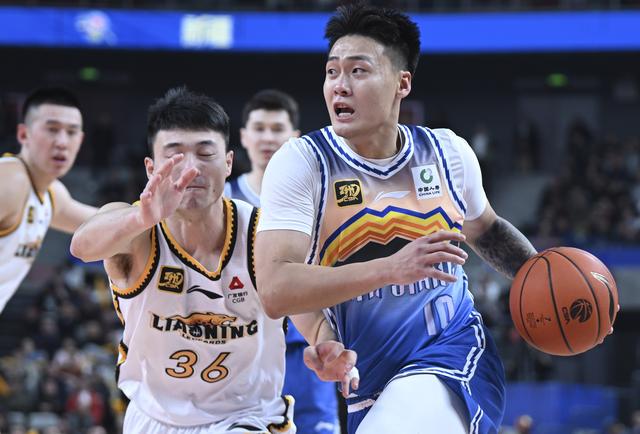 （体育）篮球——CBA常规赛：新疆伊力特胜辽宁本钢-15.jpg