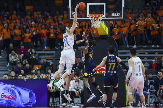 #（体育）篮球——CBA常规赛：广东东阳光胜北京北汽-3.jpg