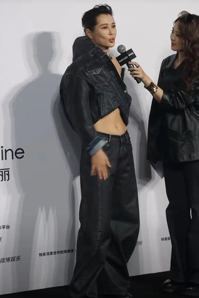 现在的女明星都怎么了？嘉人女性影响力之夜，她们穿的很无语！-2.jpg