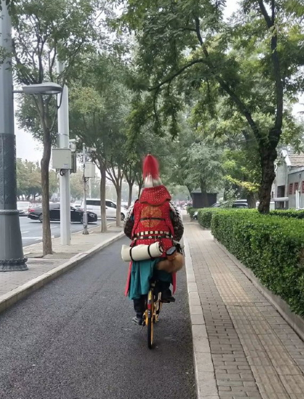 20张搞笑图片，笑的我“眼泪”都出来了-4.jpg