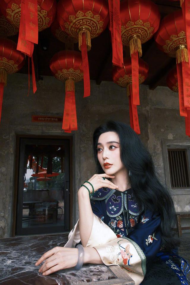 美女明星-1.jpg