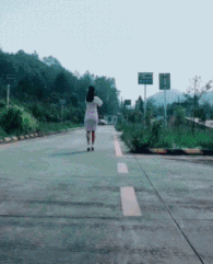 看一遍笑一遍，23张搞笑动图：第一次害人没经验-2.jpg