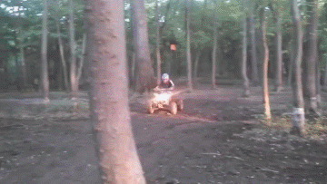 看一遍笑一遍，23张搞笑动图：第一次害人没经验-4.jpg