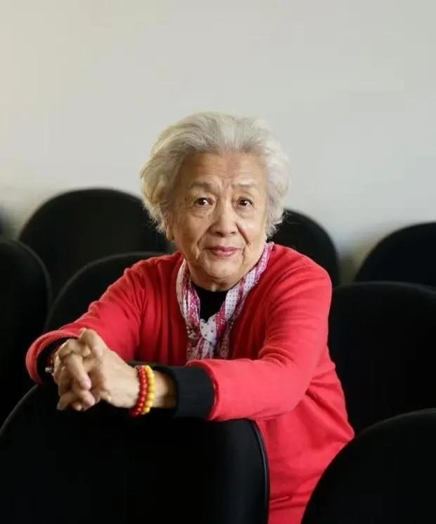 新中国“22大明星”，如今仅有5位健在，最大的96岁，最小的86岁-28.jpg