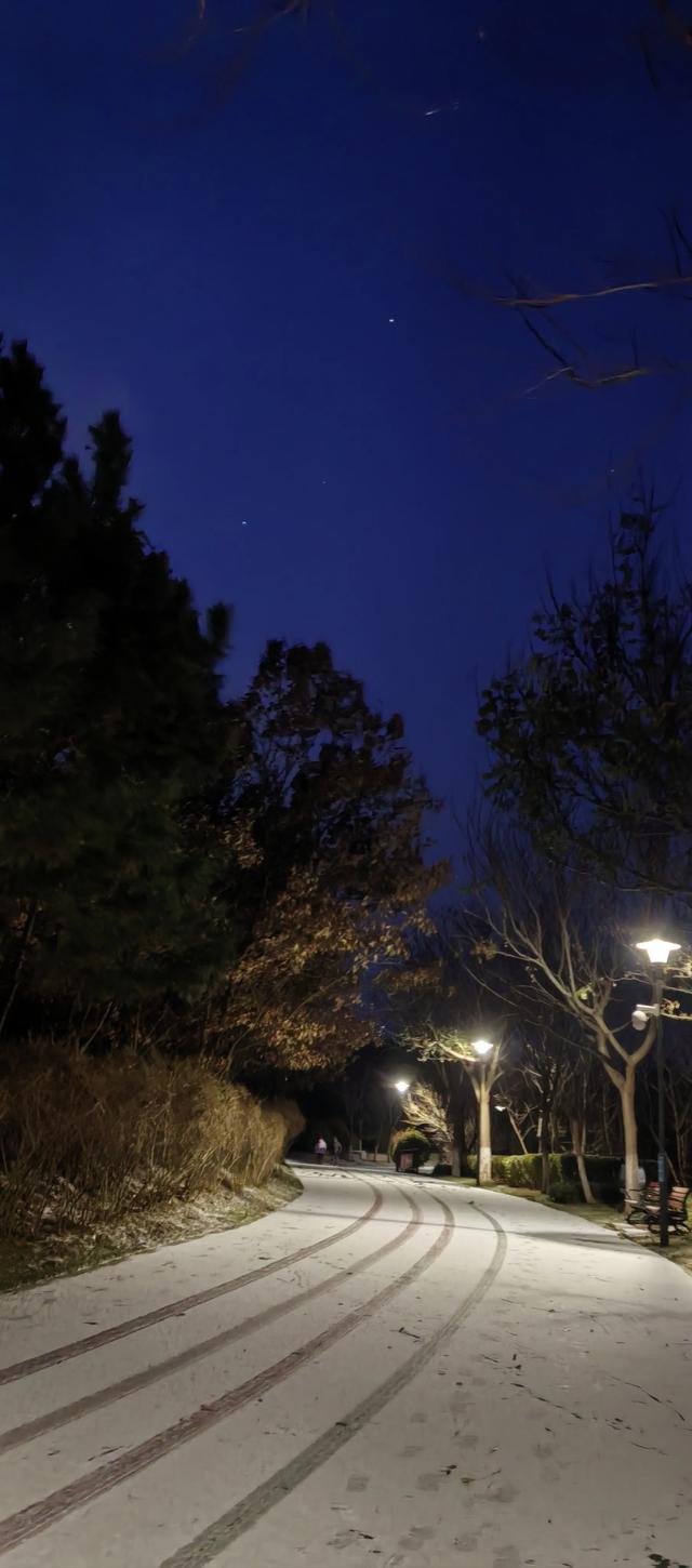 《头条首发》-6.jpg