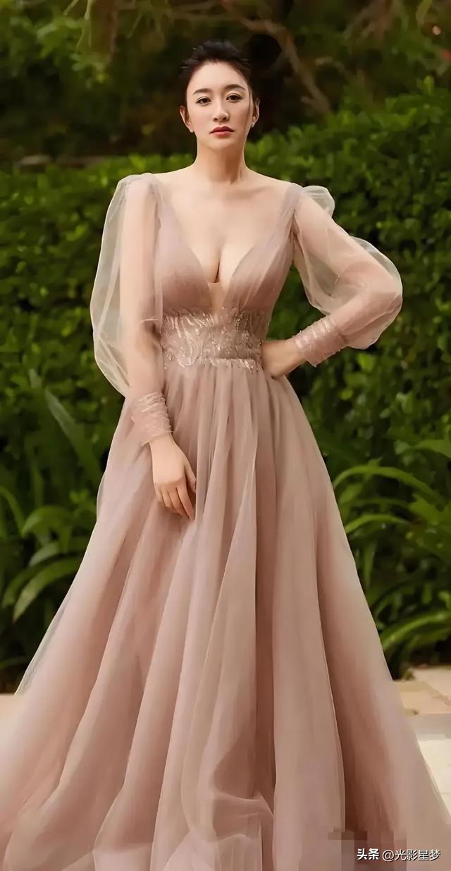 惊艳！内地最美二十女星美照大赏-17.jpg