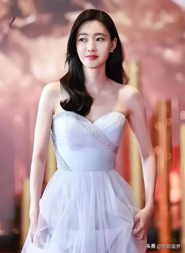 惊艳！内地最美二十女星美照大赏-20.jpg