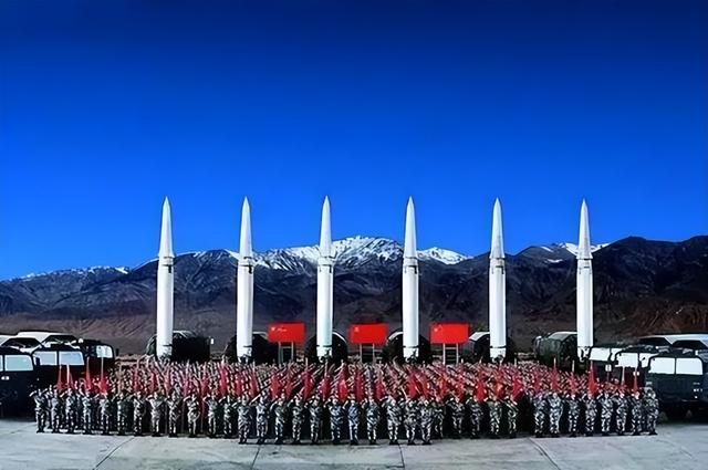 从海陆空三军装备来对比，2024年中美之间的军事实力，还差多少-11.jpg
