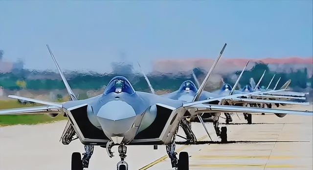 从海陆空三军装备来对比，2024年中美之间的军事实力，还差多少-21.jpg