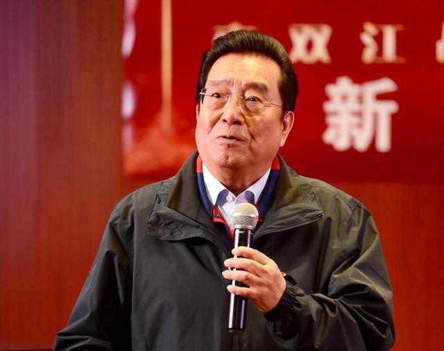 您觉得这五位军籍明星：谁最应该被收回军籍？-7.jpg