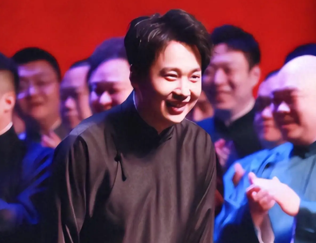 被央媒怒批，目不识丁，丢人现眼，这几位“文盲”明星凭什么走红-15.jpg