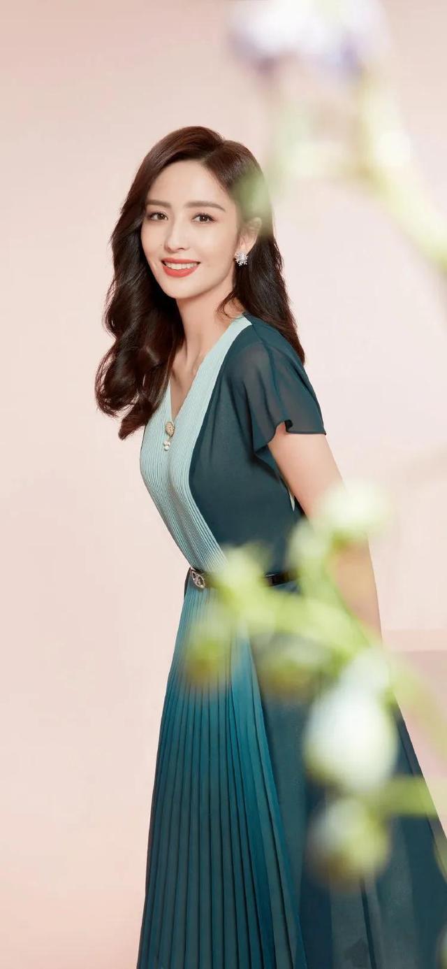 女明星私房照写真集性感美女照片清纯少女白皙大长腿清凉美女-18.jpg