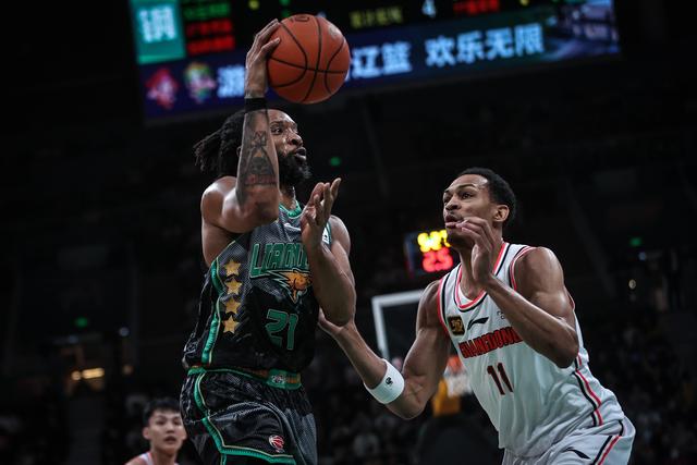 （体育）篮球——CBA常规赛：辽宁本钢胜广东东阳光-5.jpg